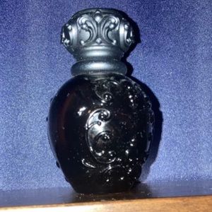 Kay Von D Sinner perfume